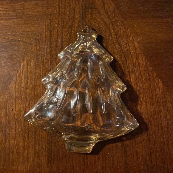 Crystal Christmas tree candy dish bowl with 14 karat gold painted trim - Picture 3 of 4